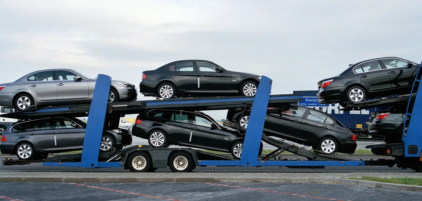 Door to door corporate auto transport coordinated with employee relocation timelines